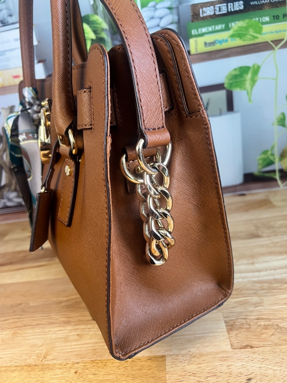 Michael Kors Hamilton Satchel in Luggage Brown with Gold Hardware - Picture 3 of 10